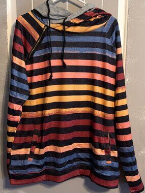Soto Lifestyle Women’s Multicolored Hoodie Drawstring Pockets Size XXL NIP New